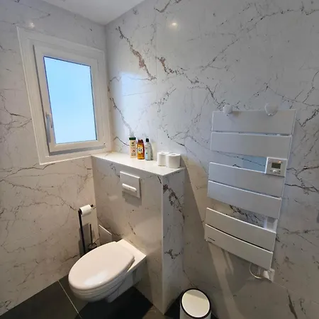 Rez De Avec Beau Jardin Et Belle Vue Dom wakacyjny Saint-Laurent-du-Var