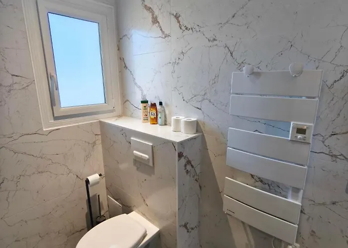 Rez De Avec Beau Jardin Et Belle Vue Feriehus Saint-Laurent-du-Var